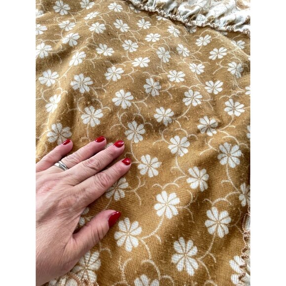 Vintage 80s decorative pillowcases, clover tan beige pillow slip covers, pair - Picture 10 of 10